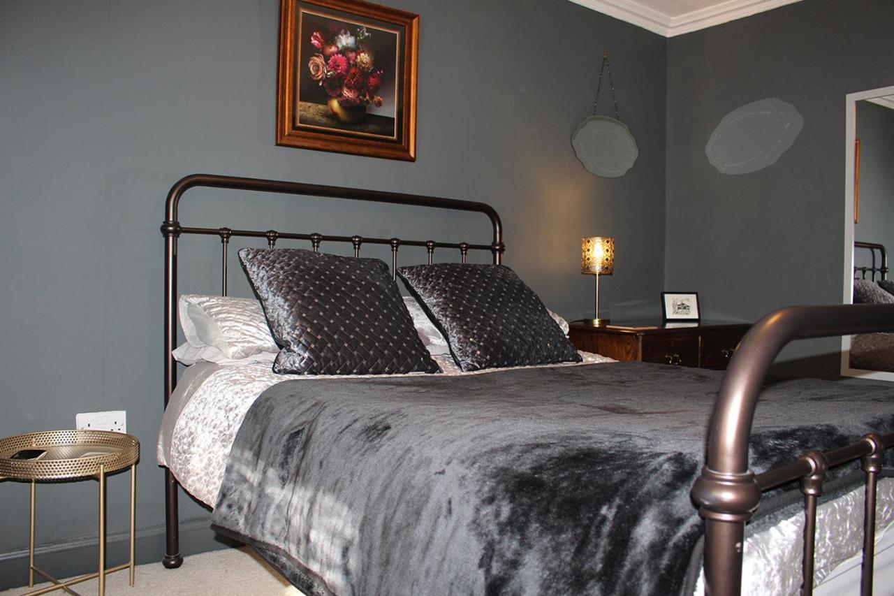 Clan Ross - 3 Bed, Spacious Georgian Home 斯特灵 外观 照片